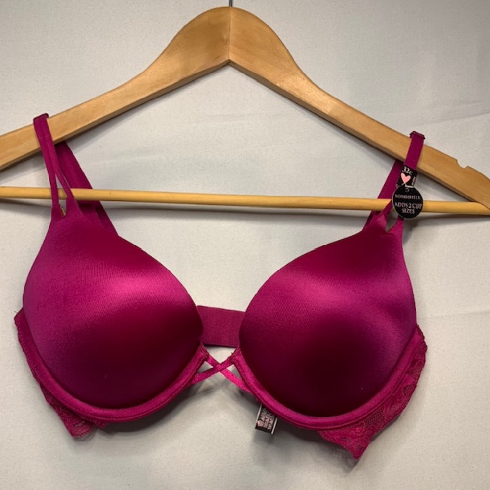 Fuschia Victoria secret Bombshell Lace Wing Bra